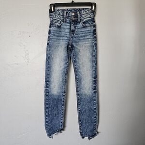 Buckle Black NWOT Sample Girls 7 8 Blue Ankle Cropped Jeans with Distressed Hem